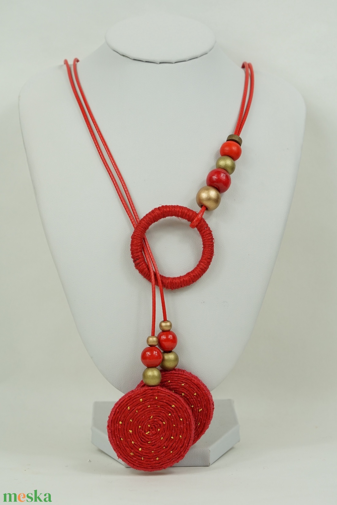 Körbe- körbe karikába nyaklánc- ünnepiben - ékszer - nyaklánc - hosszú nyaklánc - Meska.hu