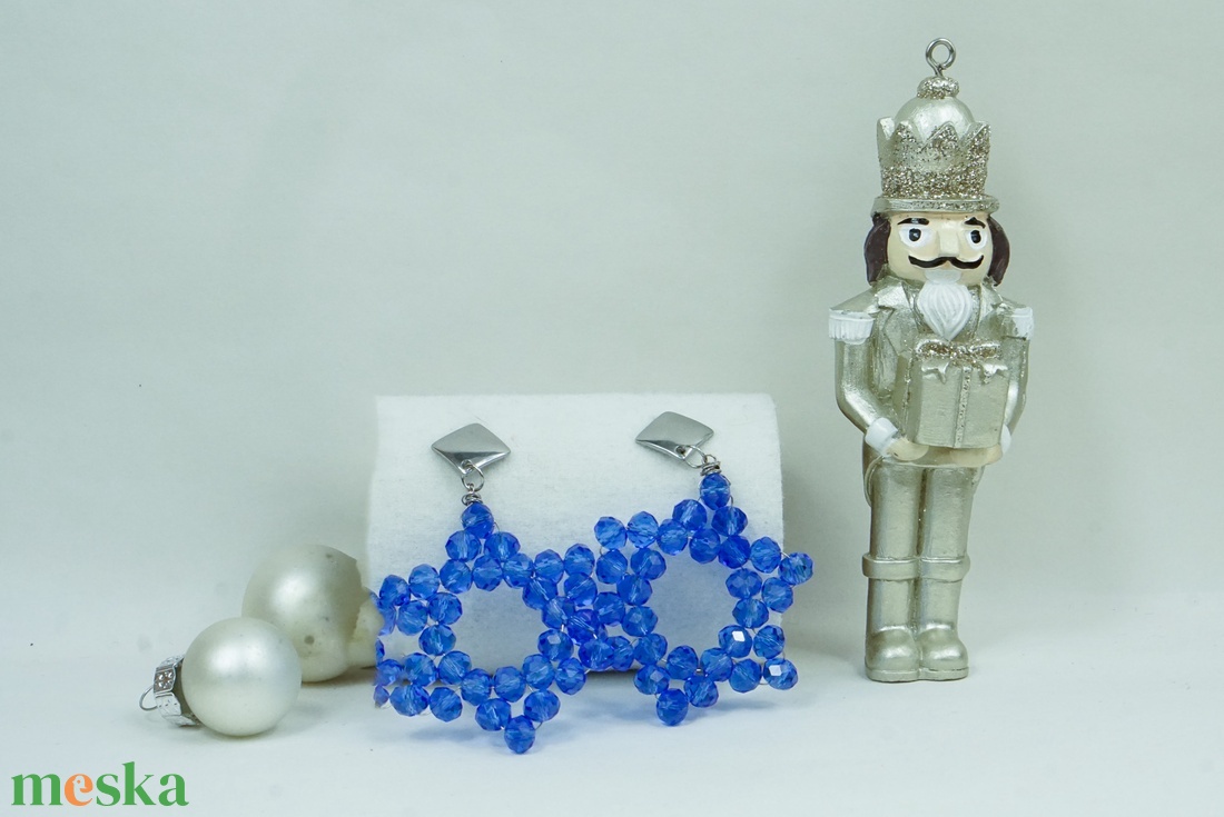 Karácsonyi csillogás fülbevaló - ékszer - fülbevaló - lógó fülbevaló - Meska.hu