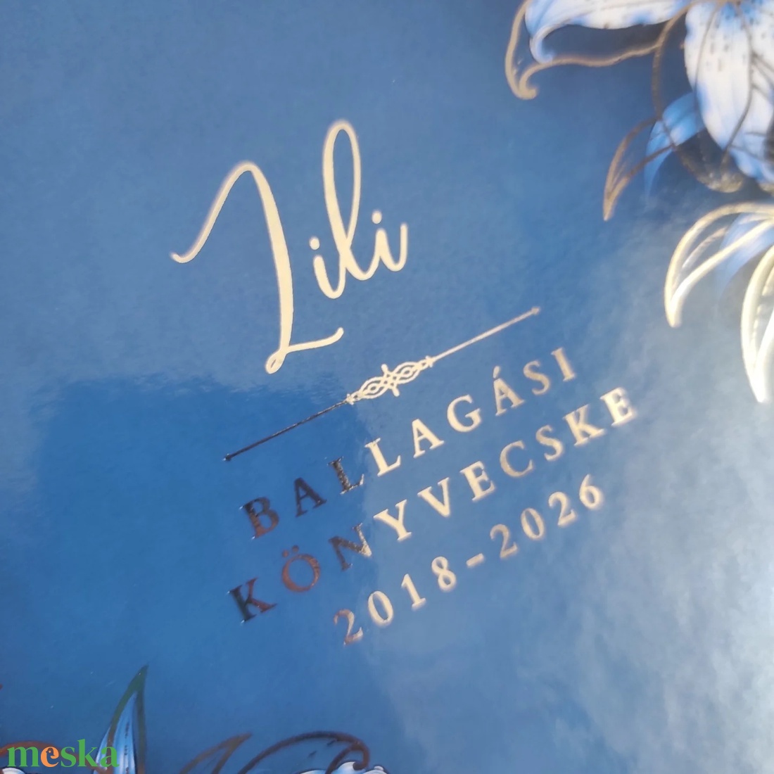 Ezüstözött ballagás emlékkönyv / évkönyv, kék-ezüst egyedi luxus album / névre szóló emlékkönyv - választható méret - esküvő - emlék & ajándék - vendégkönyv - Meska.hu