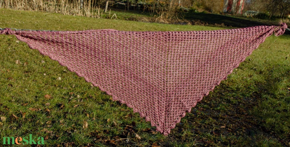 Egyszerű, de nagyszerű kendő - ruha & divat - sál, sapka, kendő - kendő - Meska.hu