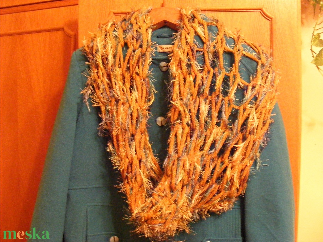 Sál karon kötéssel - Választott színből - ruha & divat - sál, sapka, kendő - sál - Meska.hu