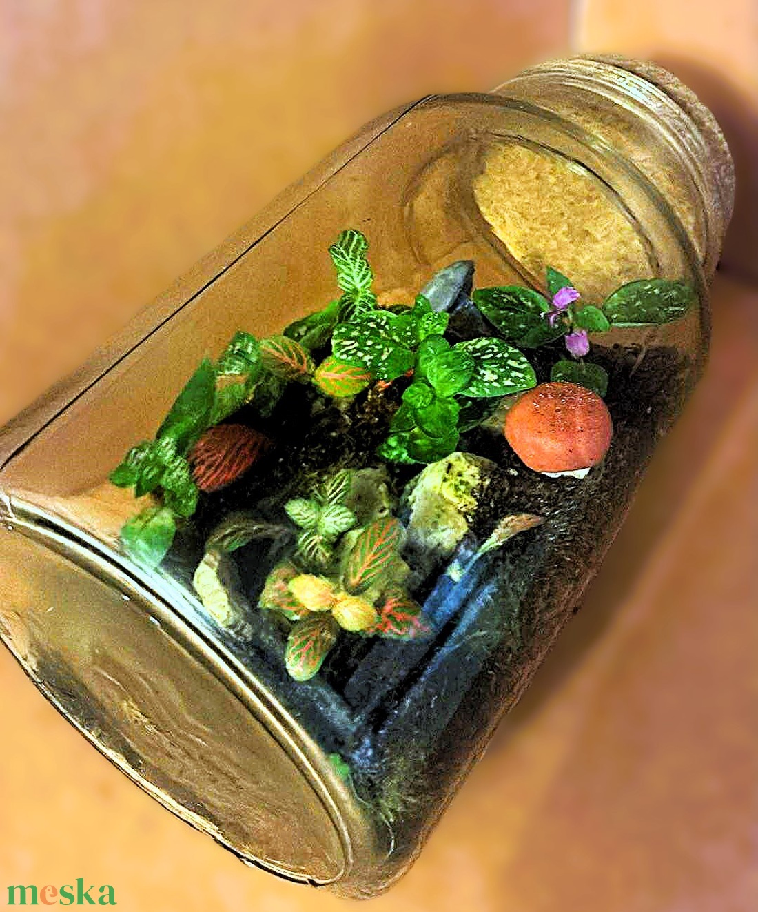 Gombákkal díszítve - 2 L-es önfenntartó florárium - otthon & életmód - dekoráció - asztal és polc dekoráció - florárium, terrárium - Meska.hu