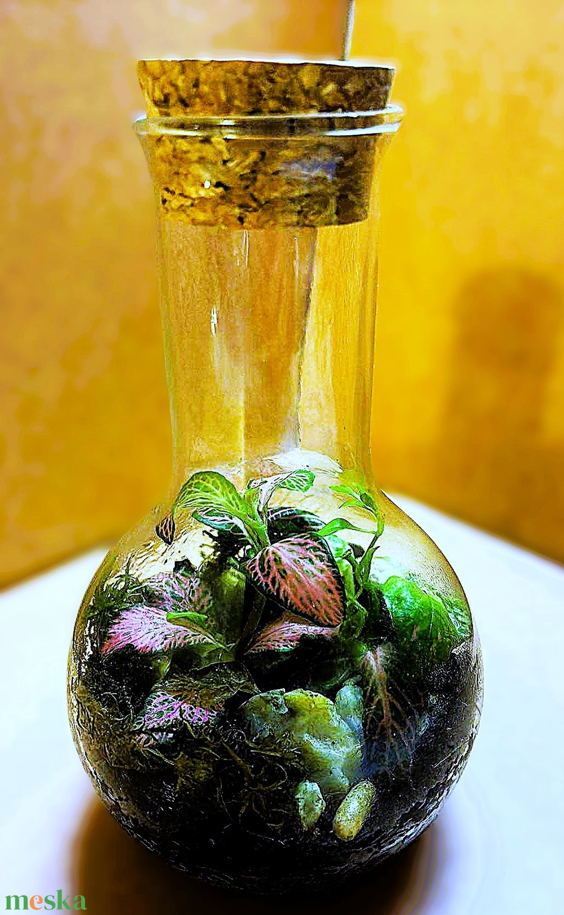 Lombikba zárva - 2 dl-es önfenntartó florárium - otthon & életmód - dekoráció - asztal és polc dekoráció - florárium, terrárium - Meska.hu