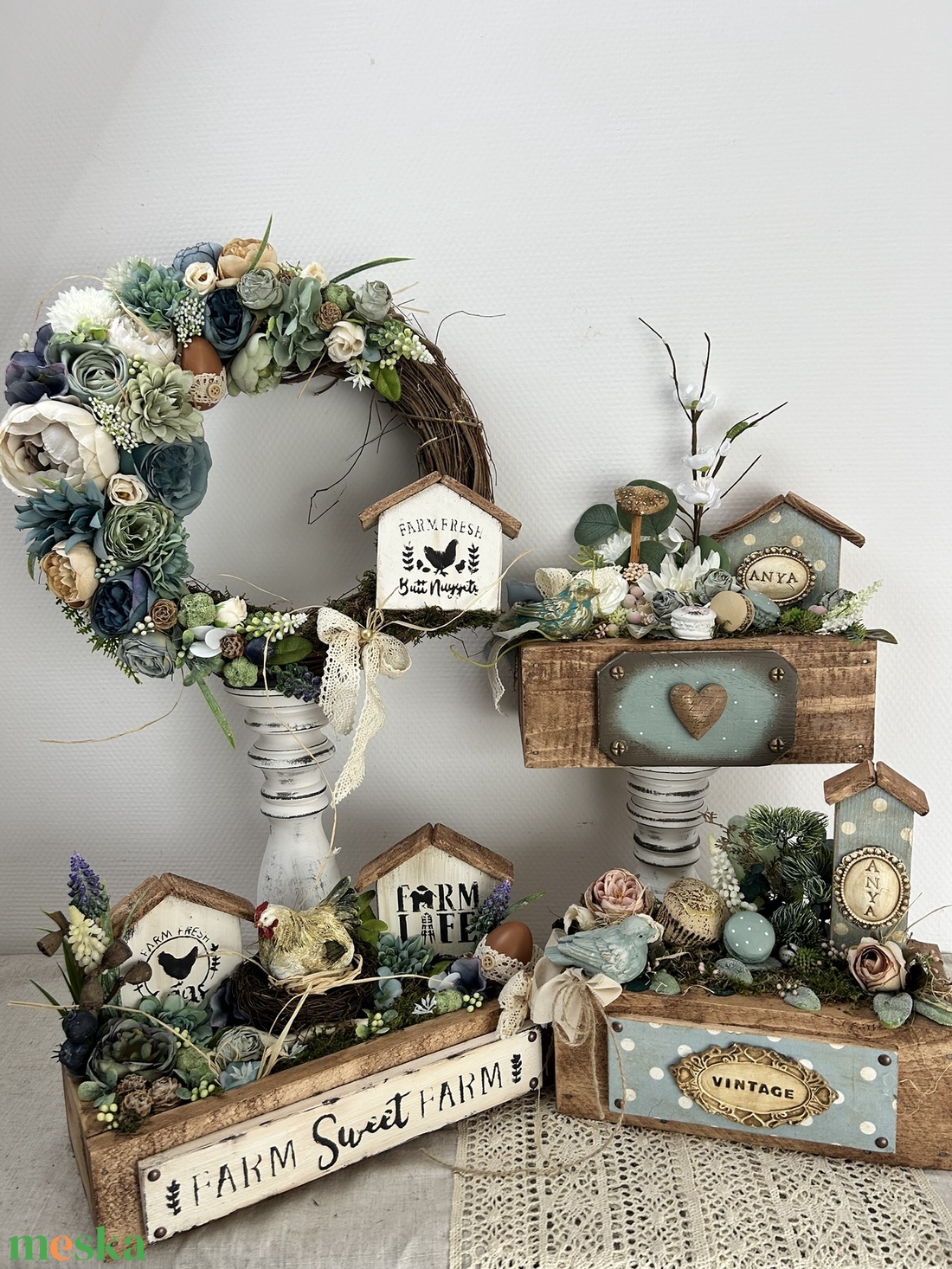 Vintage kék pöttyös ajándék box 29 x 14 x 28 cm Ajándék Anyának - otthon & életmód - dekoráció - asztal és polc dekoráció - asztaldísz - Meska.hu Vintage kék pöttyös ajándék box 29 x 14 x 28 cm Ajándék Anyának - otthon & életmód - dekoráció - asztal és polc dekoráció - asztaldísz - Meska.hu