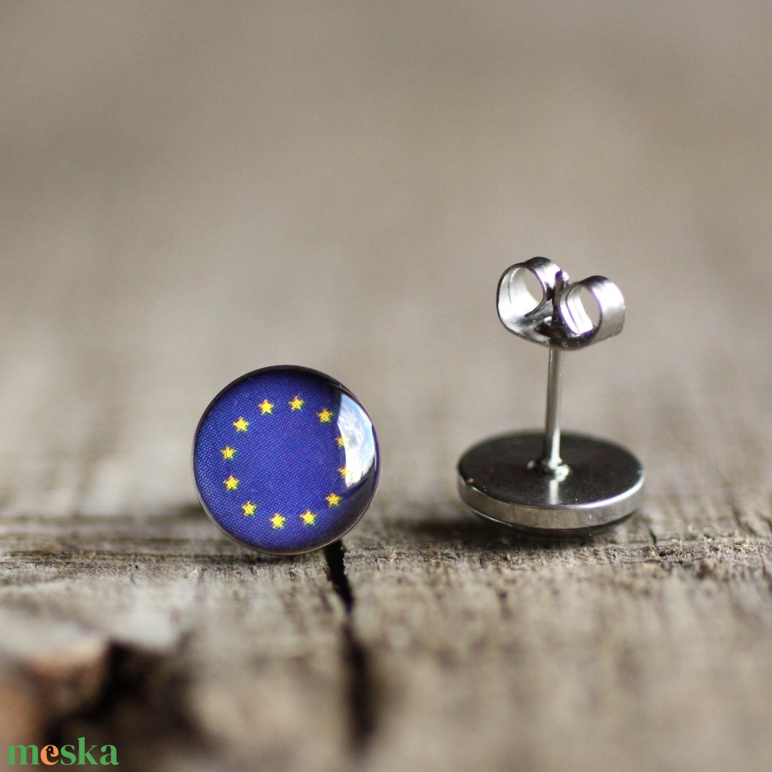 EU zászló nemesacél bedugós fülbevaló - ékszer - fülbevaló - pötty fülbevaló - Meska.hu EU zászló nemesacél bedugós fülbevaló - ékszer - fülbevaló - pötty fülbevaló - Meska.hu