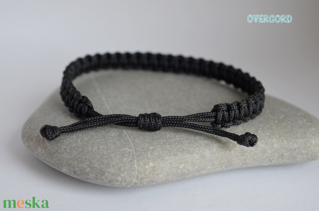 BASIC fekete karkötő - ékszer - karkötő - fonott karkötő - Meska.hu