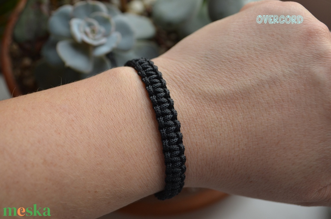 BASIC fekete karkötő - ékszer - karkötő - fonott karkötő - Meska.hu