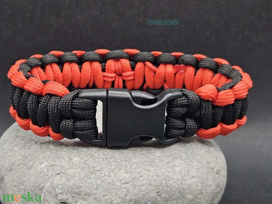 SPIDER SIMPLE paracord karkötő - ékszer - karkötő - fonott karkötő - Meska.hu