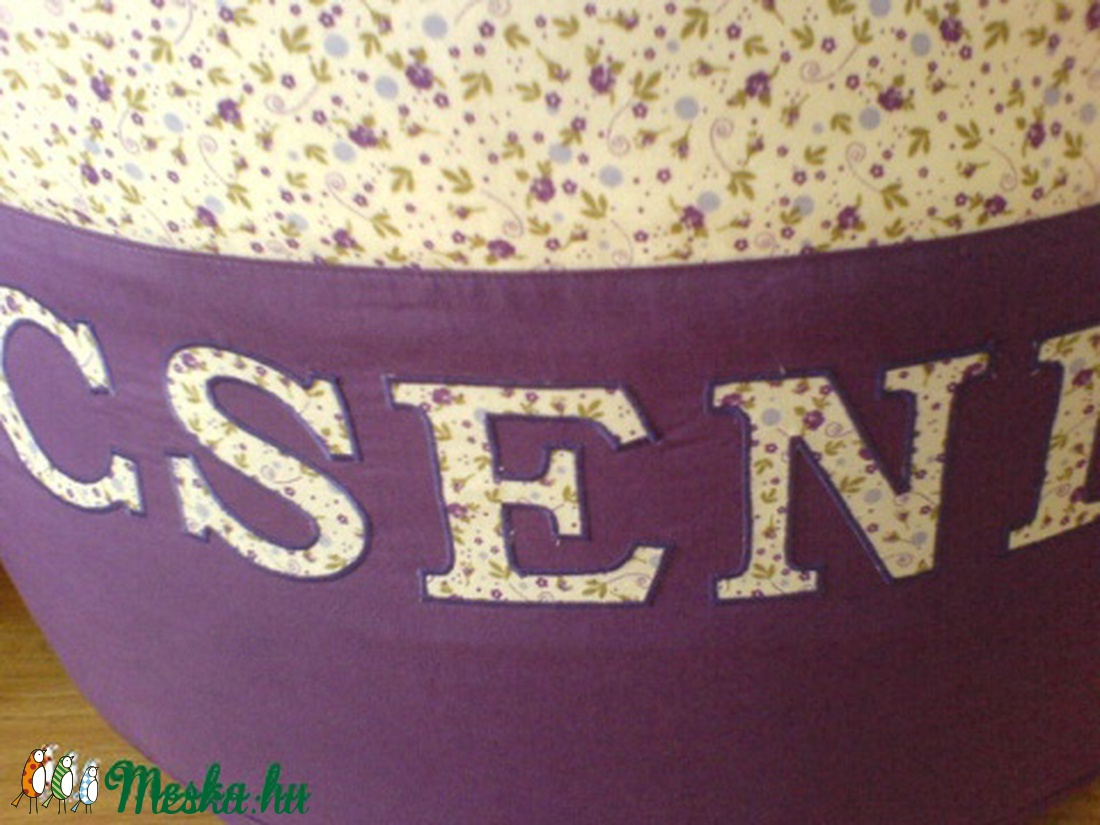 Névre szóló babzsákfotel ÓRIÁS méret/osztott -  - Meska.hu