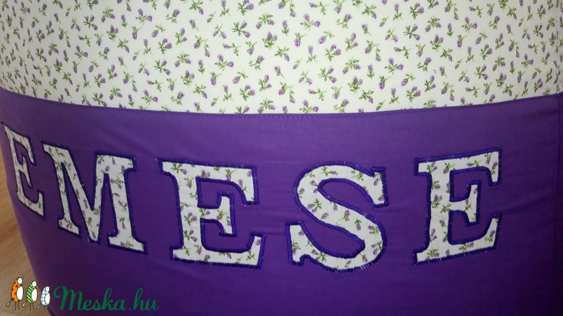 Névre szóló babzsákfotel Felnőtt méret/ osztott kivitel -  - Meska.hu