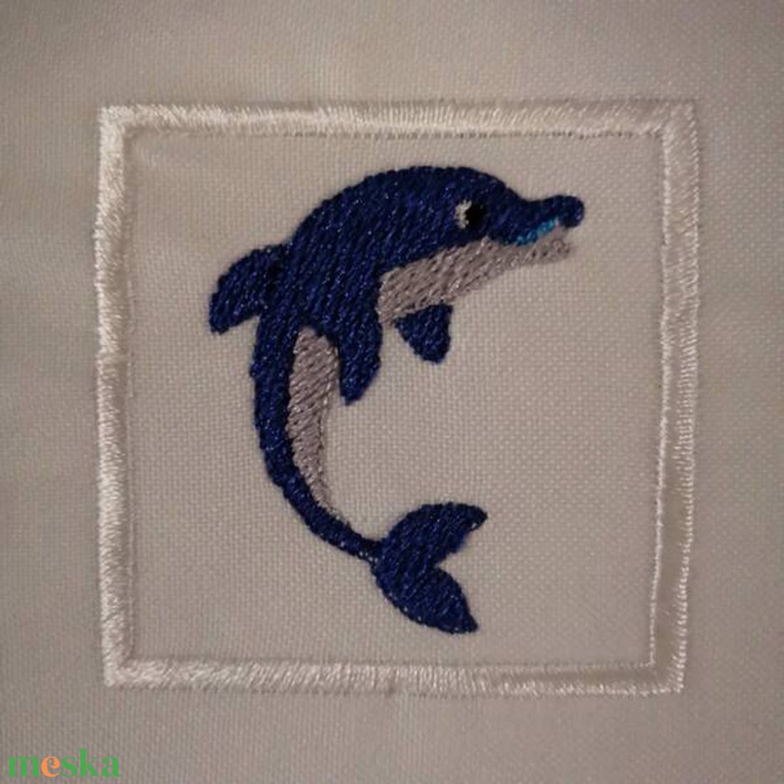 Delfin felvarrható, hímzett ovis jel több méretben - játék & sport - ovis felszerelés - óvodai jelek - Meska.hu