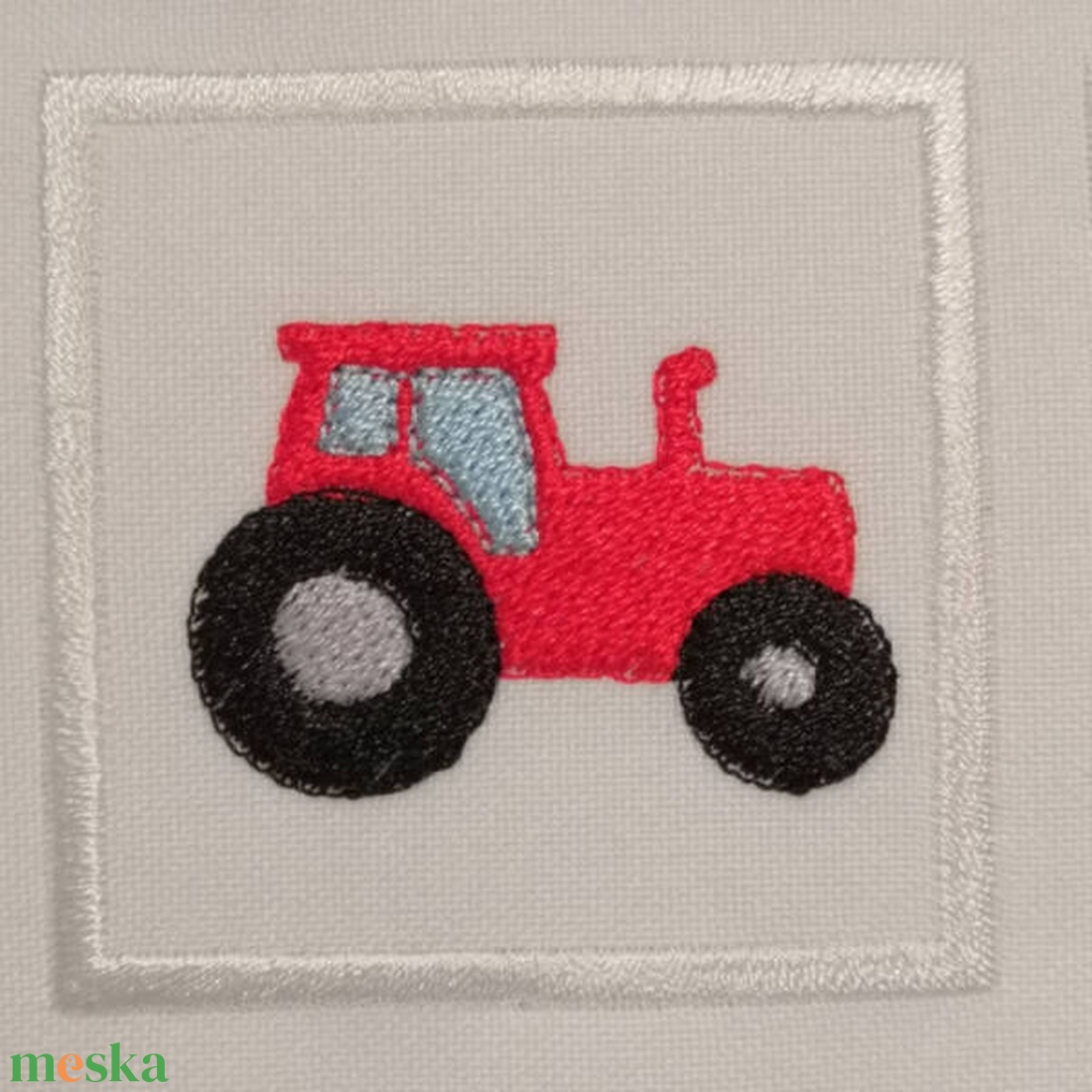 Traktor felvarrható, hímzett ovis jel több méretben - játék & sport - ovis felszerelés - óvodai jelek - Meska.hu