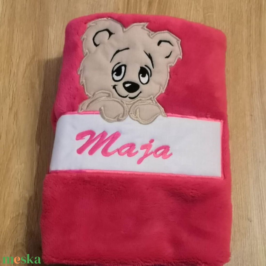 Macis névtáblás hímzett Ovis pléd/takaró - Wellsoft (Cosy Fleece) - otthon & életmód - babaszoba, gyerekszoba - babatakaró, gyerek pléd - Meska.hu Macis névtáblás hímzett Ovis pléd/takaró - Wellsoft (Cosy Fleece) - otthon & életmód - babaszoba, gyerekszoba - babatakaró, gyerek pléd - Meska.hu