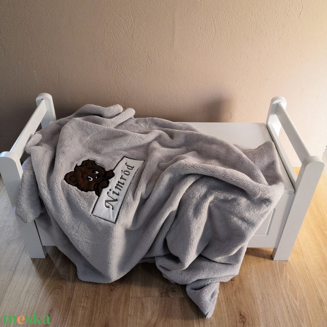 Macis névtáblás hímzett Ovis pléd/takaró - Wellsoft (Cosy Fleece) - otthon & életmód - babaszoba, gyerekszoba - babatakaró, gyerek pléd - Meska.hu Macis névtáblás hímzett Ovis pléd/takaró - Wellsoft (Cosy Fleece) - otthon & életmód - babaszoba, gyerekszoba - babatakaró, gyerek pléd - Meska.hu