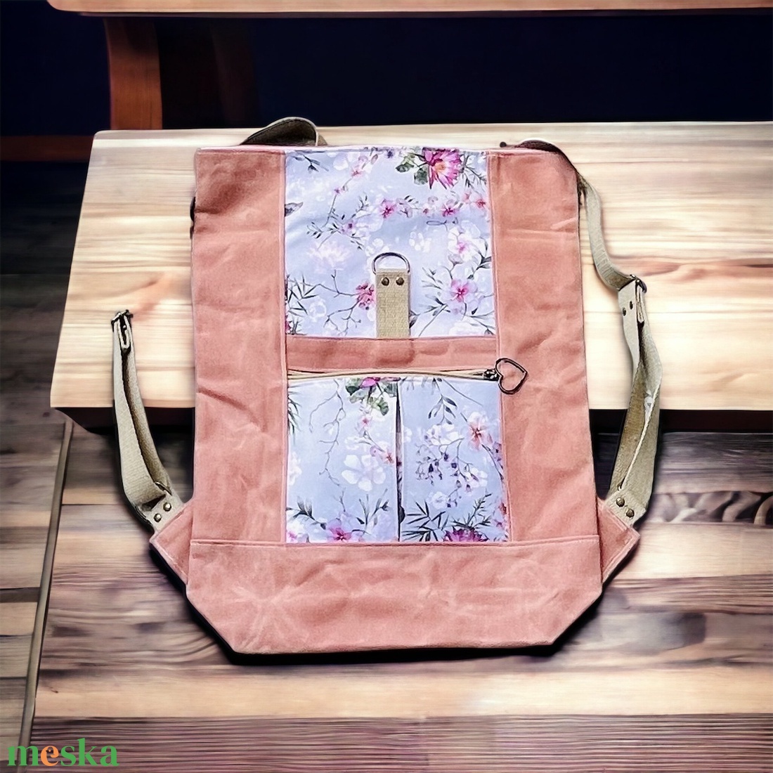 Nagyméretű impregnált vászon roll-top táska magnóliákkal - táska & tok - hátizsák - roll top hátizsák - Meska.hu