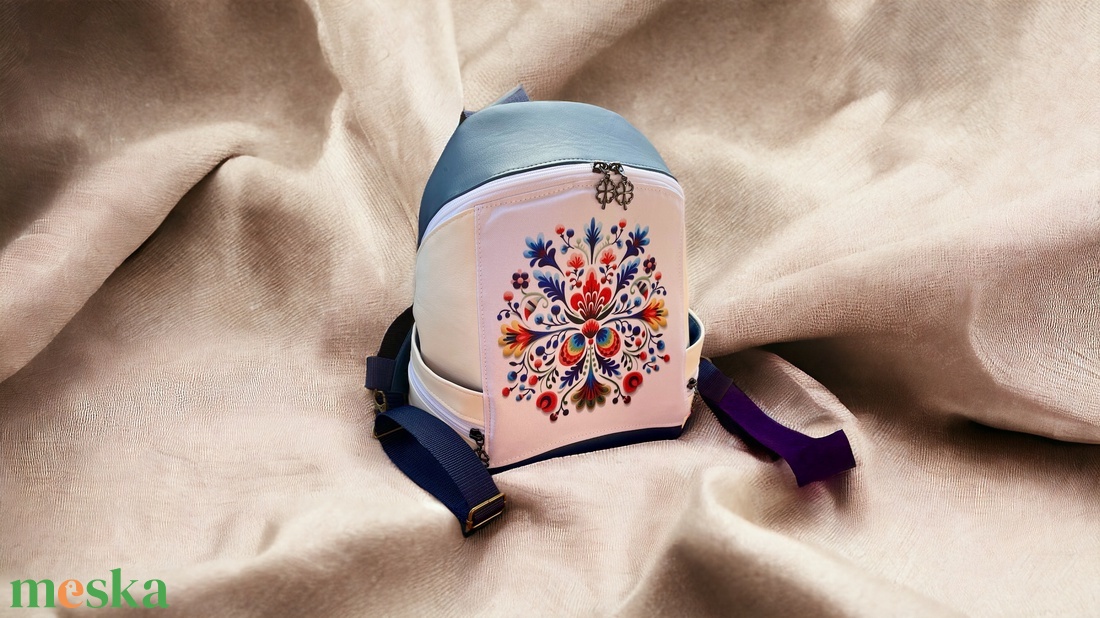 Cuki hátizsák felnőttnek vagy gyereknek egyaránt  - táska & tok - hátizsák - kishátizsák - Meska.hu