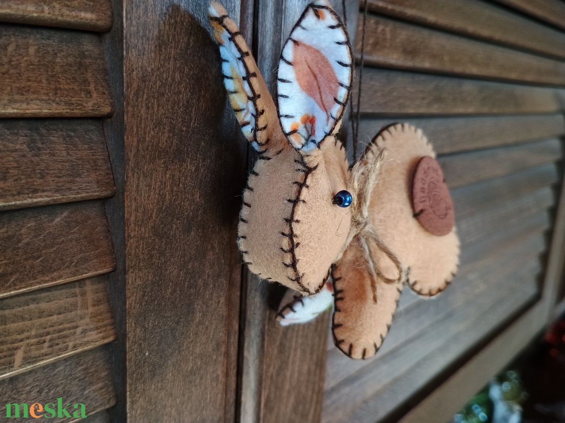 Őszi nyúl levelekkel - otthon & életmód - dekoráció - fali és függő dekoráció - függődísz - Meska.hu