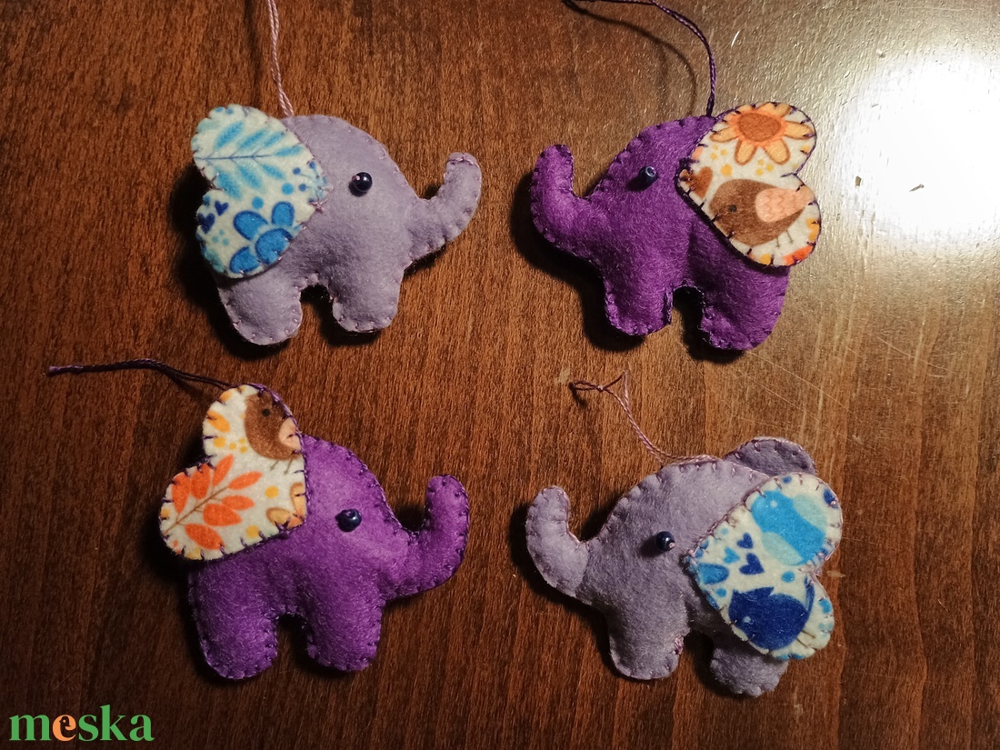 Lila elefánt csorda - otthon & életmód - dekoráció - fali és függő dekoráció - függődísz - Meska.hu