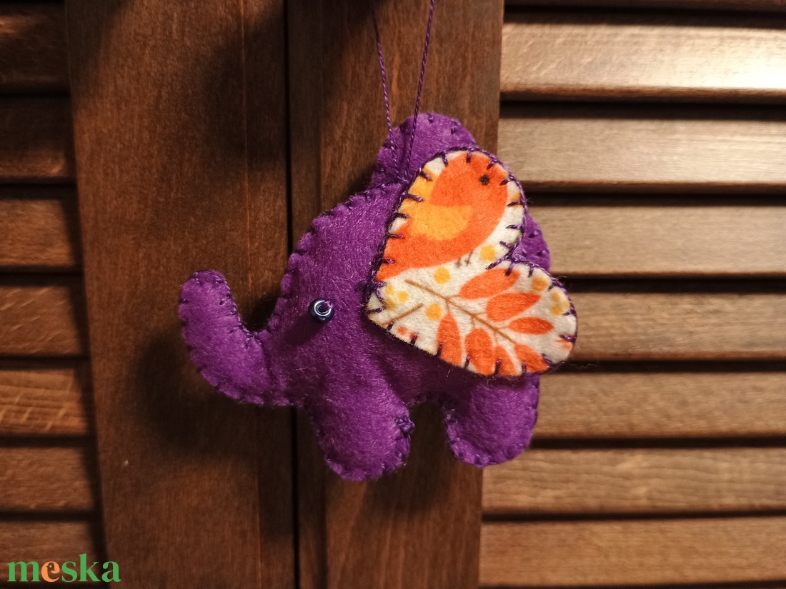 Lila elefánt csorda - otthon & életmód - dekoráció - fali és függő dekoráció - függődísz - Meska.hu