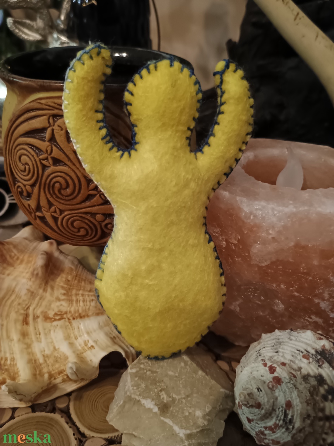 Vénusz figura (sárga, kagylóval) - otthon & életmód - dekoráció - dísztárgy - Meska.hu