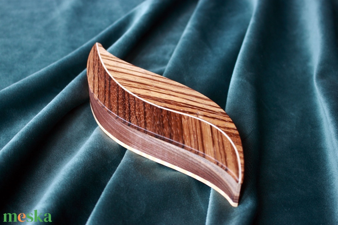 Levél alakú díszdoboz  - dió - otthon & életmód - dekoráció - asztal és polc dekoráció - díszdoboz - Meska.hu