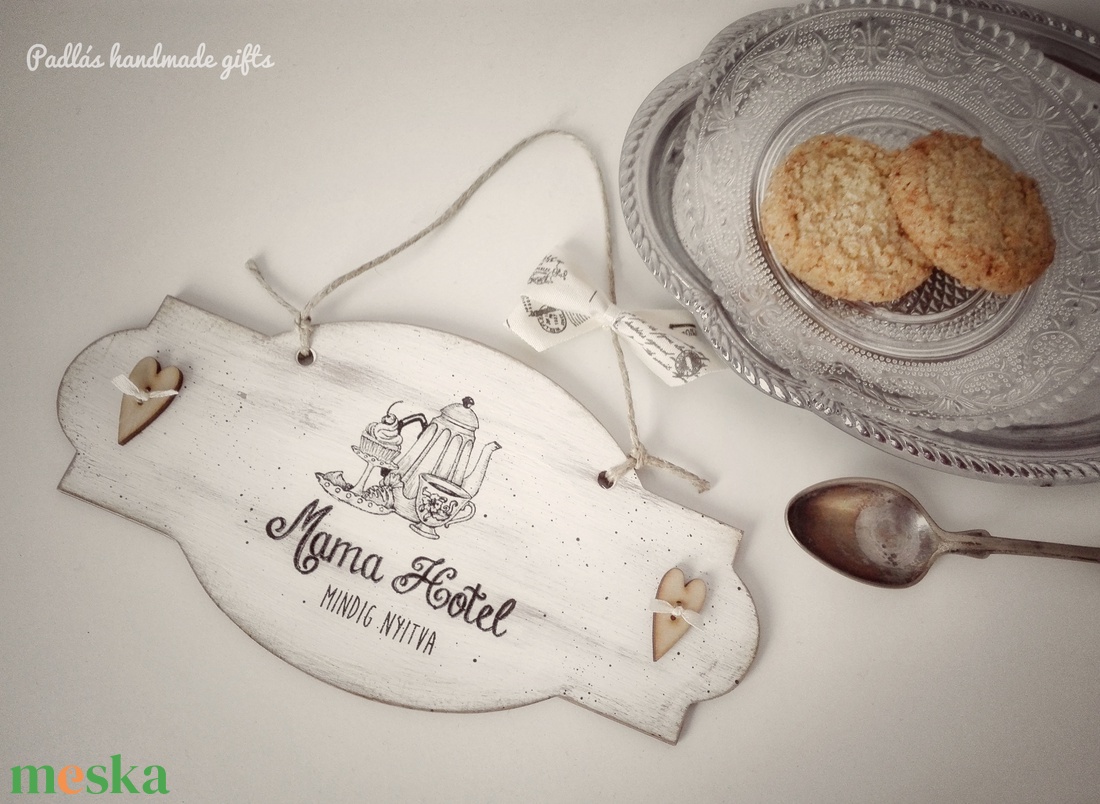 Mama Hotel tábla - otthon & életmód - dekoráció - fali és függő dekoráció - falra akasztható dekor - Meska.hu Mama Hotel tábla - otthon & életmód - dekoráció - fali és függő dekoráció - falra akasztható dekor - Meska.hu