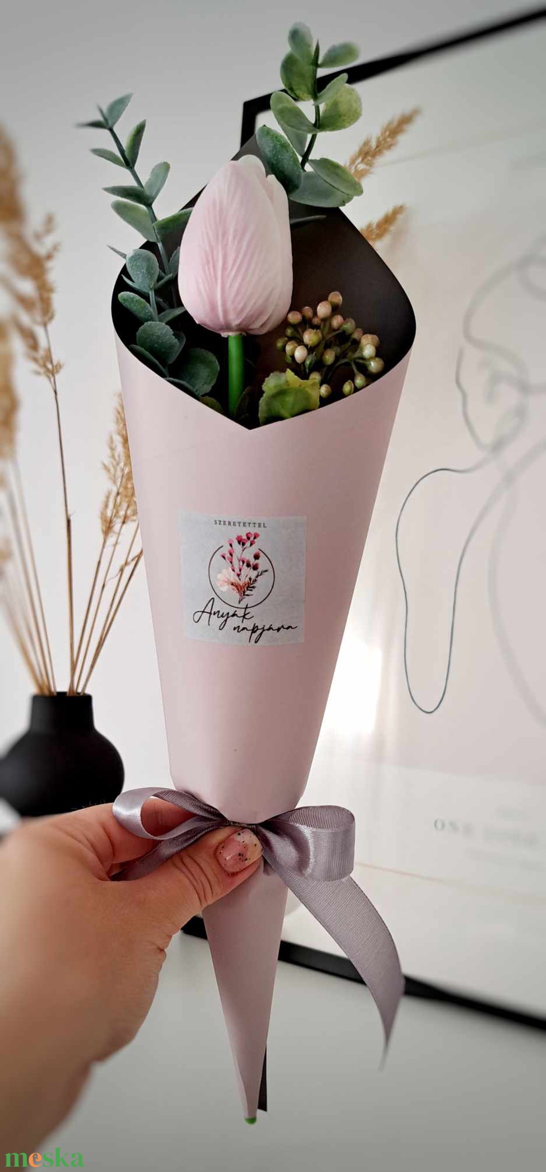Tulipán minicsokor papírtölcsérben - púder rózsaszín - otthon & lakás - dekoráció - virágdísz és tartó - csokor & virágdísz - Meska.hu