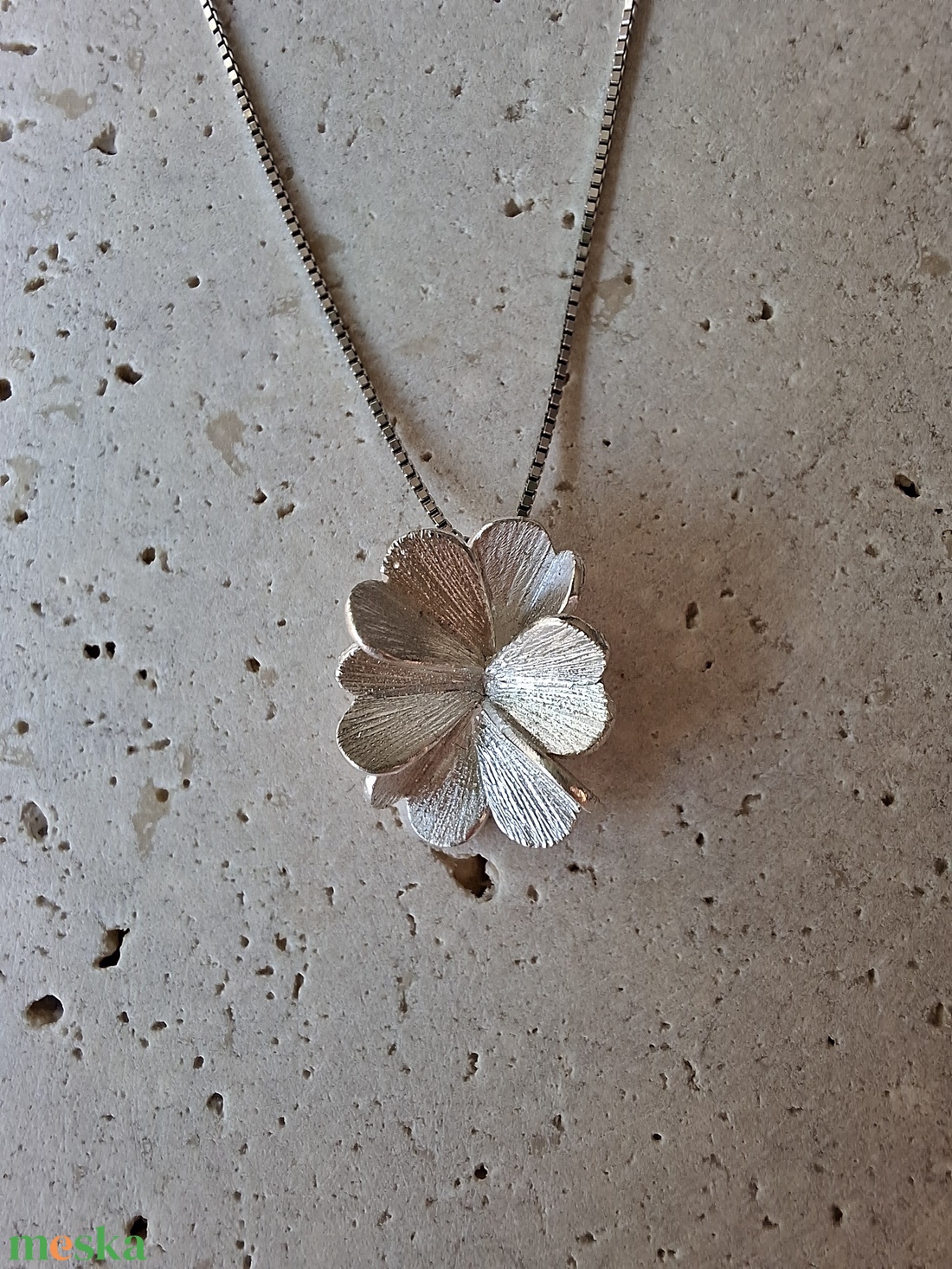 Minimalista virág alakú ezüst ékszerszett - ékszer - ékszerszett - Meska.hu