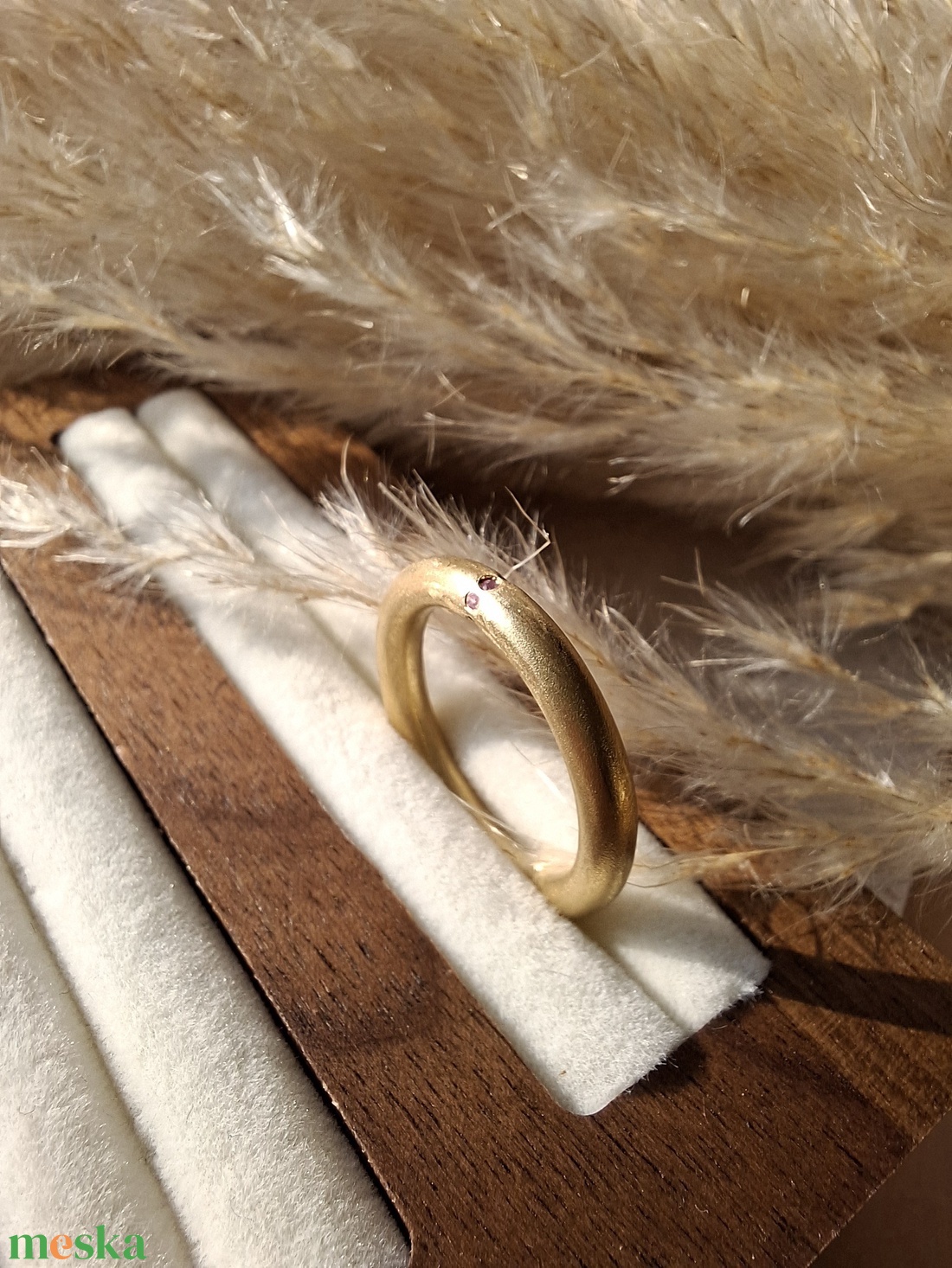 Aranyozott ezüst gyűrű rózsaszín zafírral - ékszer - gyűrű - kerek gyűrű - Meska.hu