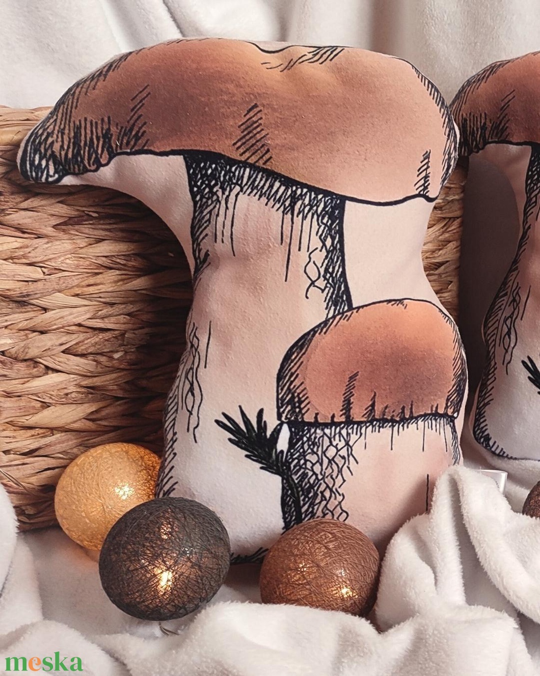 Vargánya formapárna - otthon & életmód - lakástextil - párna & párnahuzat - forma párna - Meska.hu