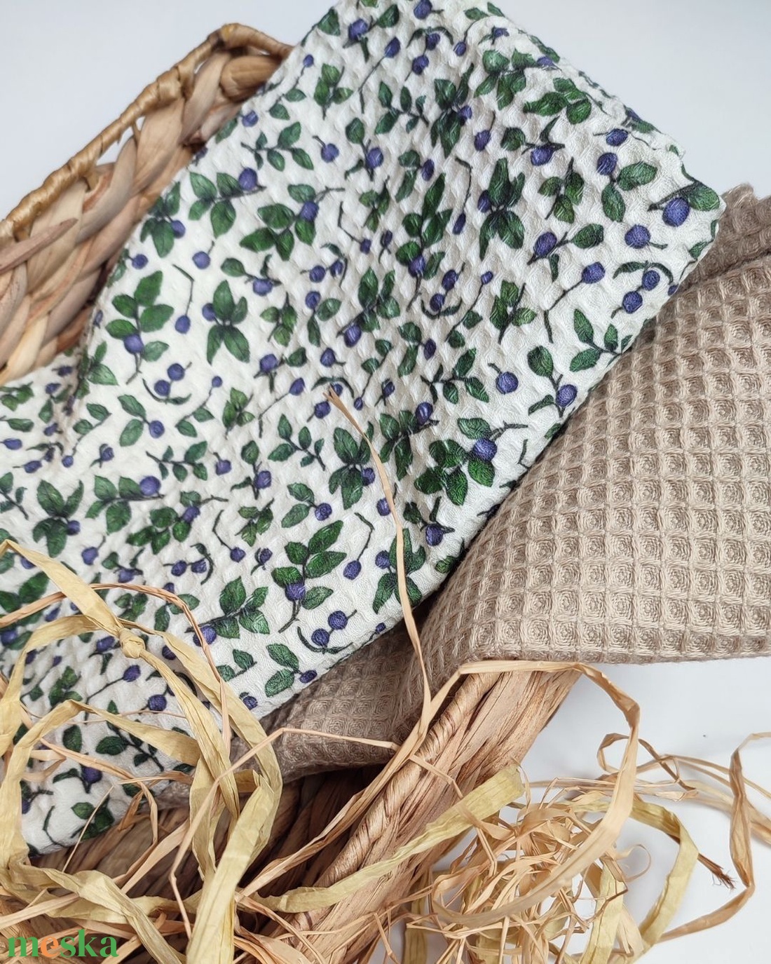 Kéztörlő kendő - áfonya, beige- M - otthon & életmód - konyhafelszerelés, tálalás - konyhai textil - konyharuha & törlőkendő - Meska.hu