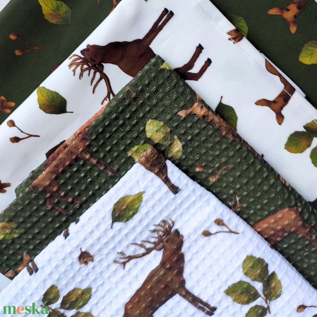 Kéztörlő kendő - VADVILÁG - szarvasbőgés fehér - S - otthon & életmód - konyhafelszerelés, tálalás - konyhai textil - konyharuha & törlőkendő - Meska.hu