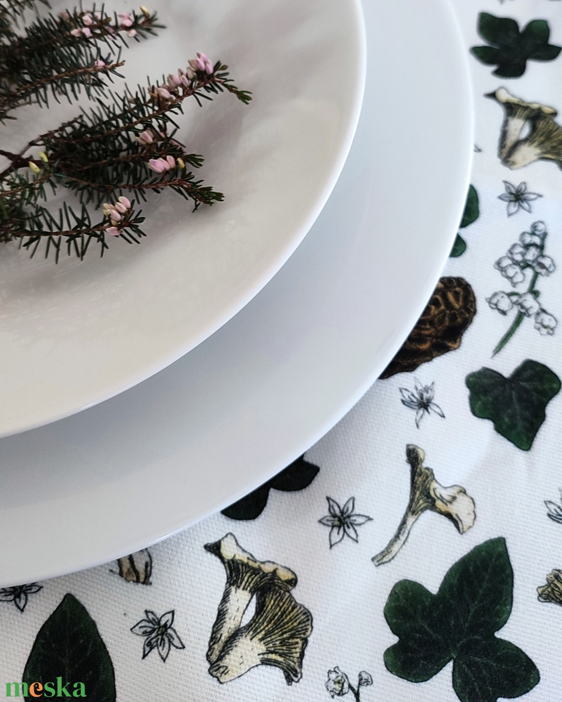 Asztali futó - kucsmagomba-rókagomba - nagy méret - otthon & életmód - konyhafelszerelés, tálalás - tálalás - tálalás - Meska.hu