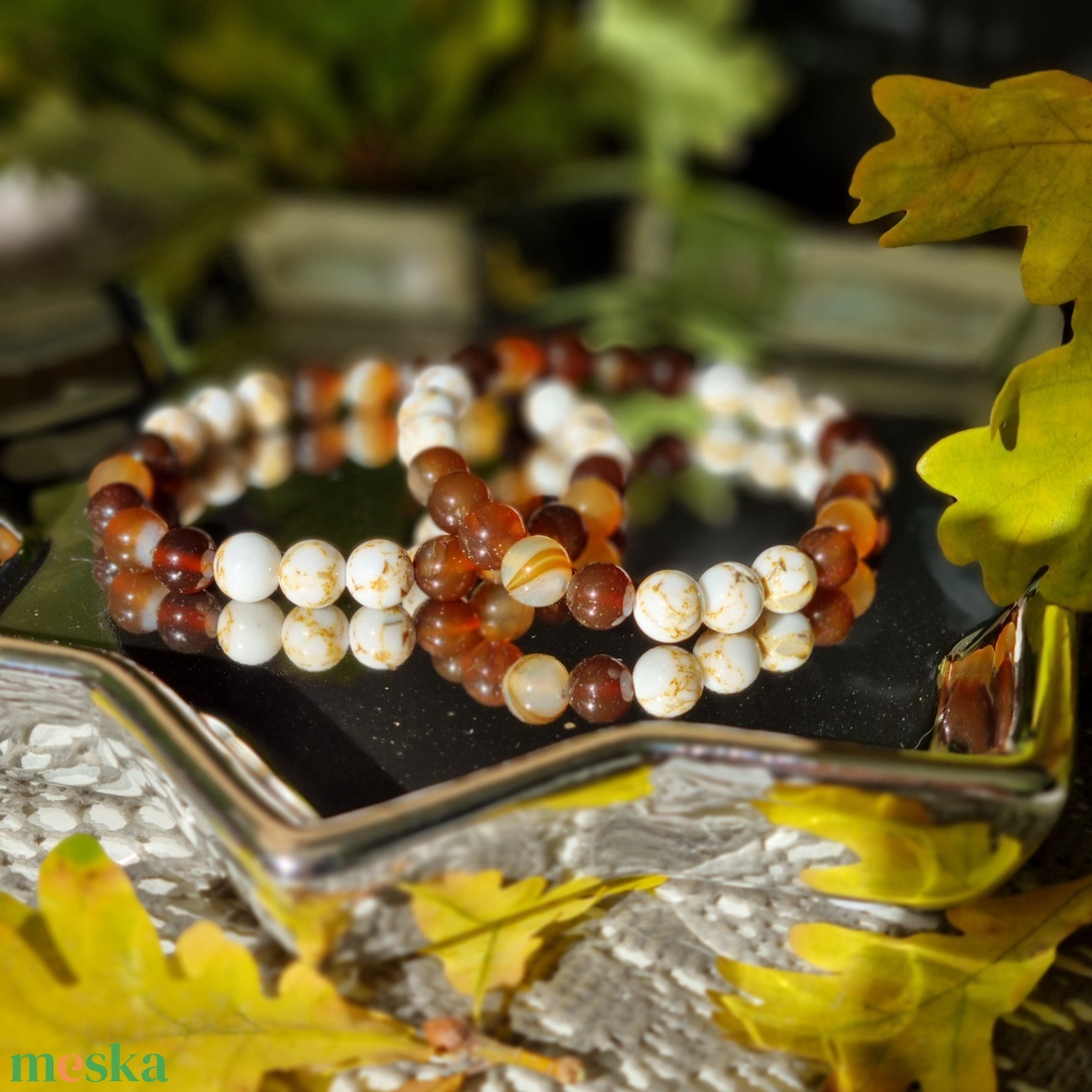 Achát, préselt kagylógyöngy uniszex karkötő  - ékszer - karkötő - ásványkarkötő - Meska.hu