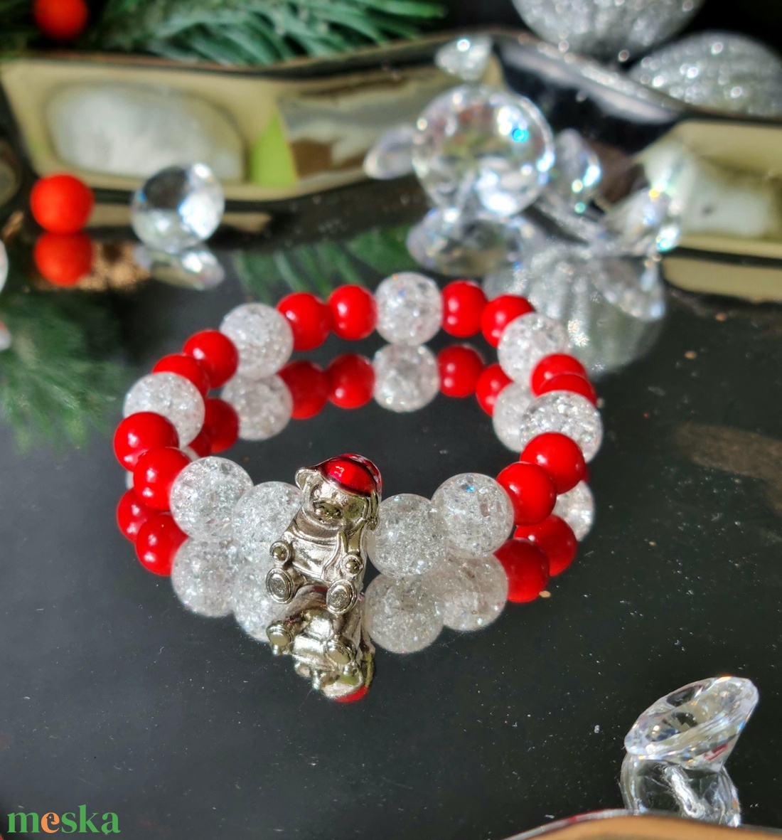 Mackós, hegyikristály, piros jáde gyermek karkötő  - ékszer - karkötő - ásványkarkötő - Meska.hu
