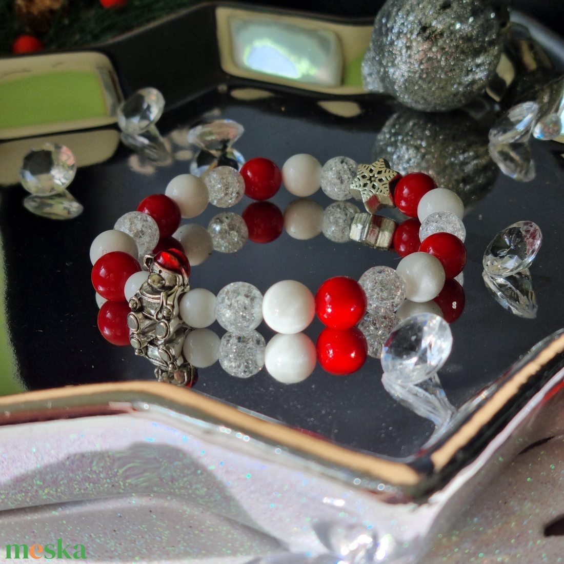 Mackós, hópelyhes gyermek karkötő  - ékszer - karkötő - ásványkarkötő - Meska.hu