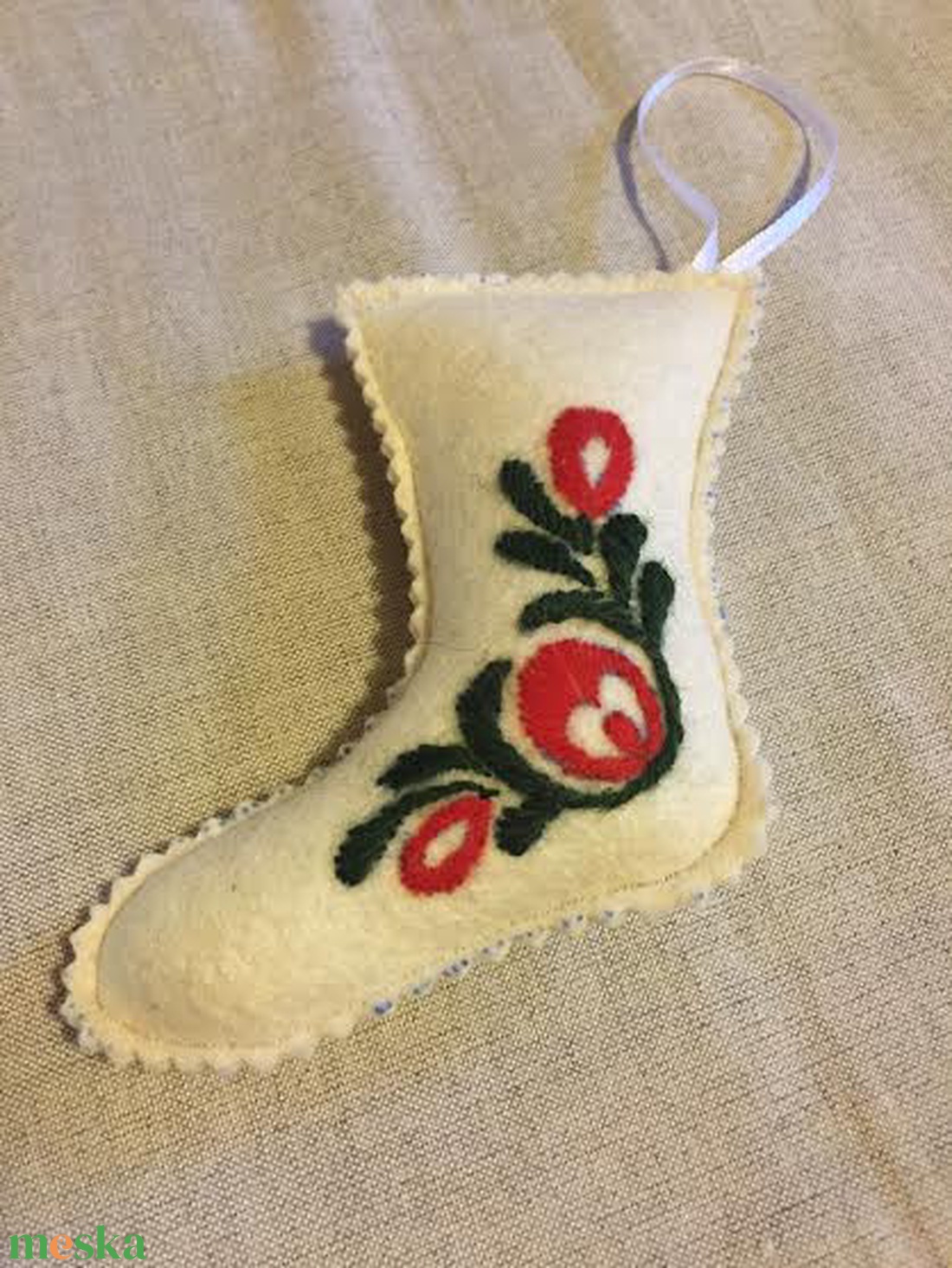 Szűrhímzéses csizma, 2. - karácsony - karácsonyi lakásdekoráció - karácsonyfadíszek - Meska.hu Szűrhímzéses csizma, 2. - karácsony - karácsonyi lakásdekoráció - karácsonyfadíszek - Meska.hu