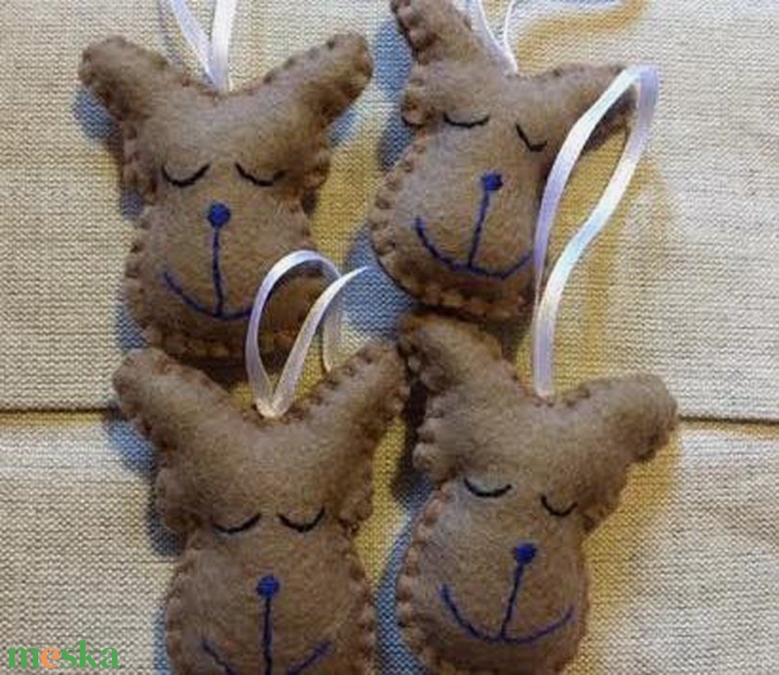 Mini rénszarvasok - karácsony - karácsonyi lakásdekoráció - karácsonyfadíszek - Meska.hu