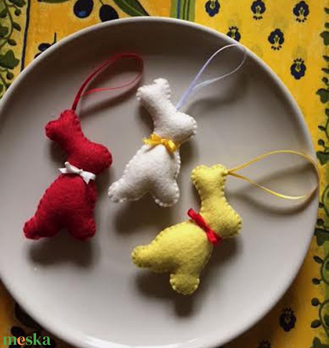 Három nyulak, gyapjúfilc húsvéti nyuszik - otthon & életmód - dekoráció - dísztárgy - Meska.hu Három nyulak, gyapjúfilc húsvéti nyuszik - otthon & életmód - dekoráció - dísztárgy - Meska.hu