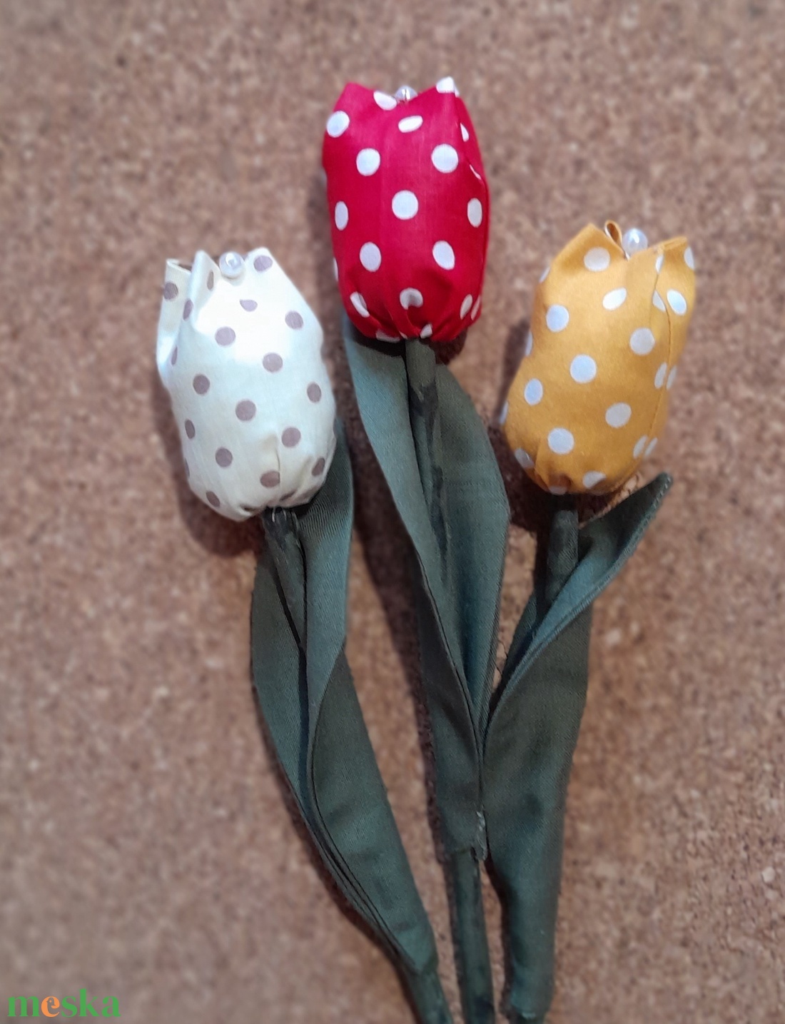 Textil tulipánok (3 szál) - otthon & életmód - dekoráció - virágdísz és tartó - csokor & virágdísz - Meska.hu Textil tulipánok (3 szál) - otthon & életmód - dekoráció - virágdísz és tartó - csokor & virágdísz - Meska.hu