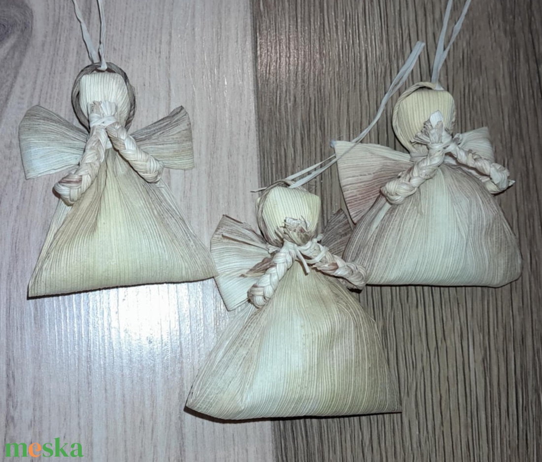 Kukorica csuhé angyalkák karácsonyfadísznek - karácsony - karácsonyi lakásdekoráció - karácsonyfadíszek - Meska.hu