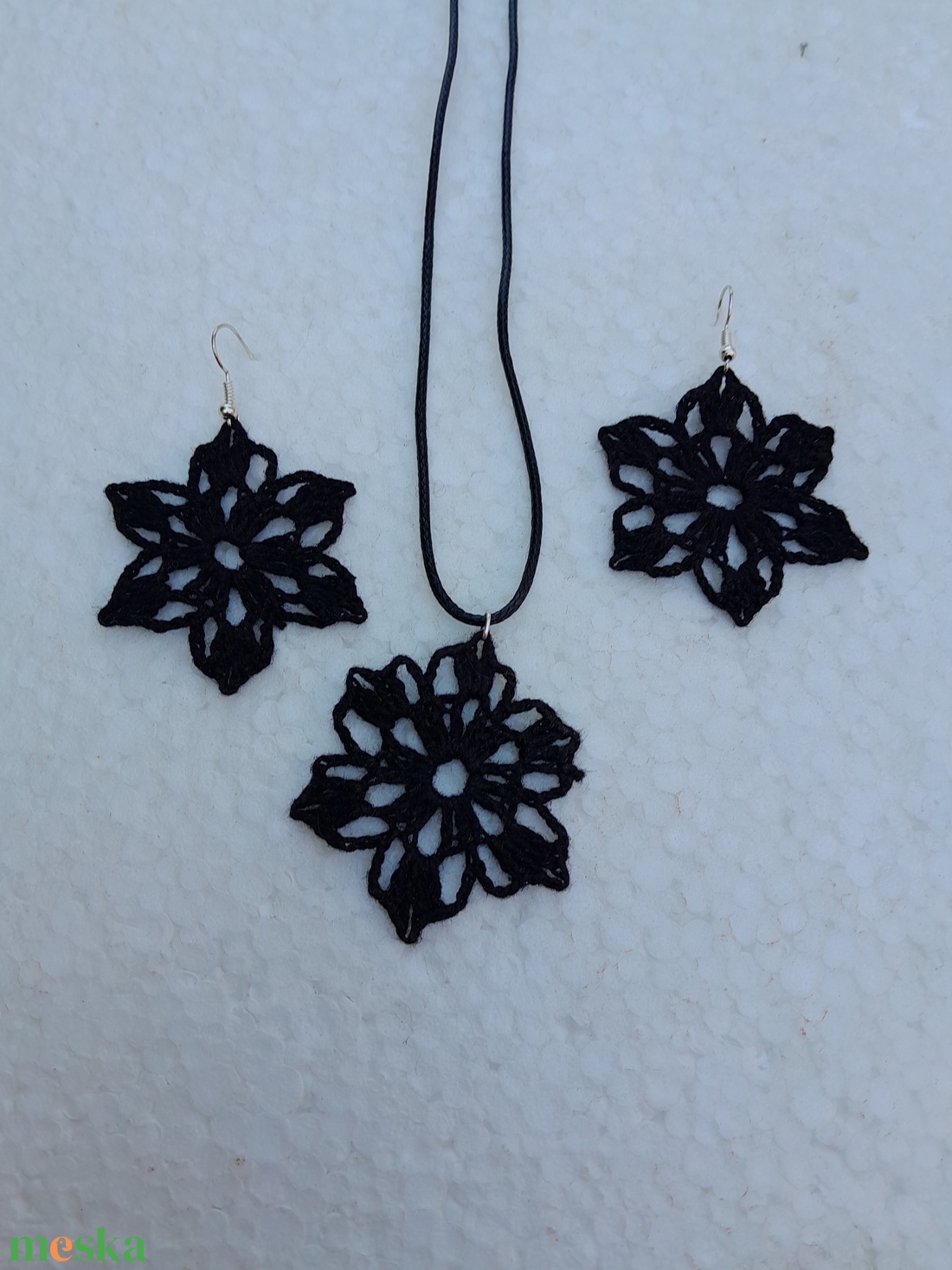 Horgolt Fülbevaló és medál - ékszer - nyaklánc - medál - Meska.hu