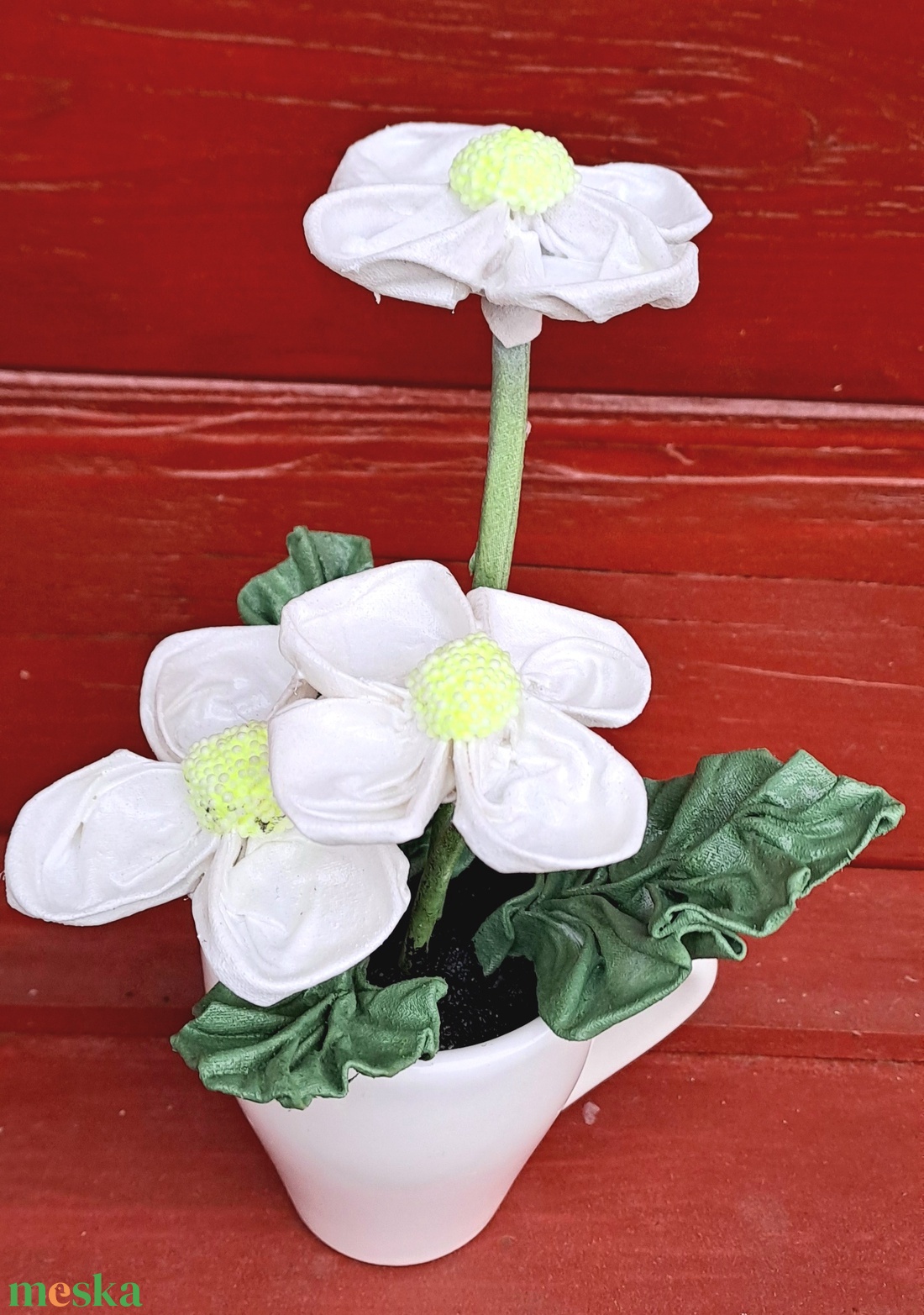 Fehér kisvirágok csészében - otthon & életmód - dekoráció - Meska.hu