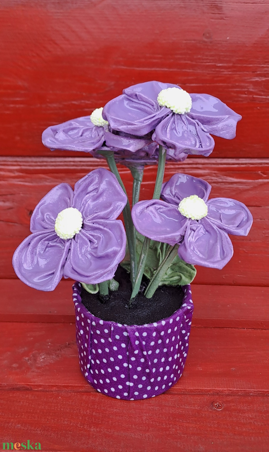 Kisvirágok pöttyös tartóban - otthon & életmód - dekoráció - Meska.hu