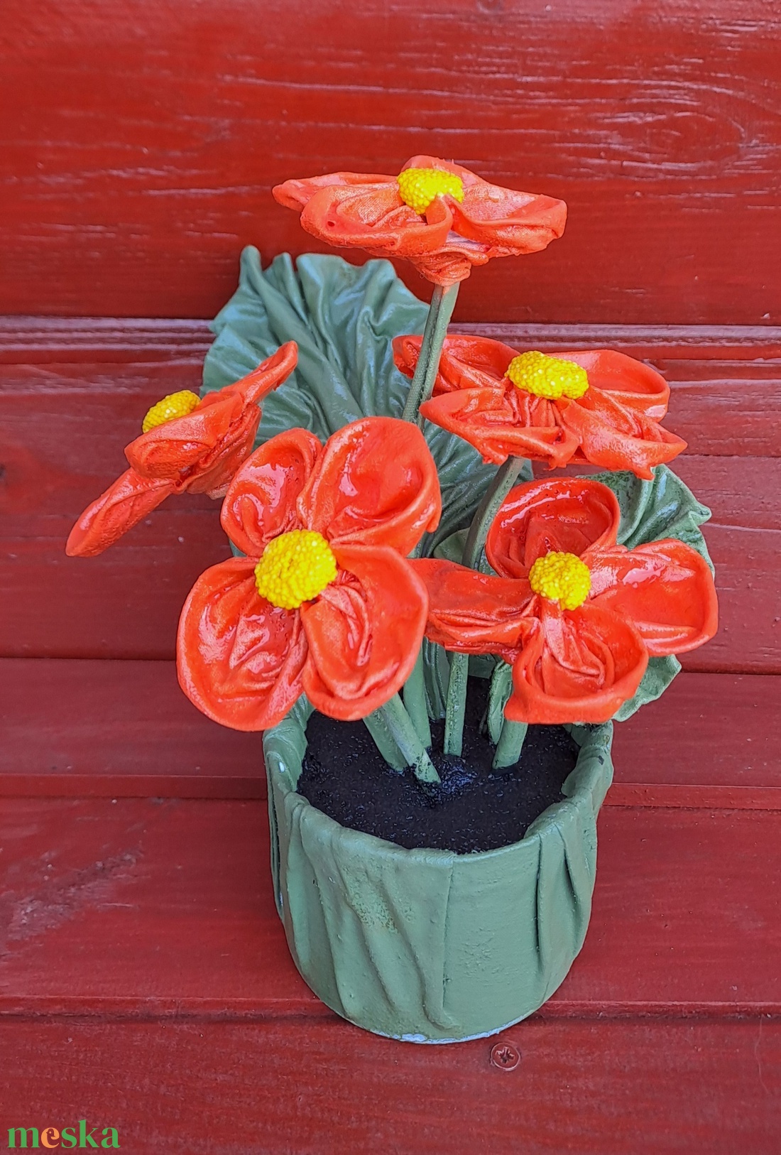 Kisvirágok zöld tartóban - otthon & életmód - dekoráció - Meska.hu