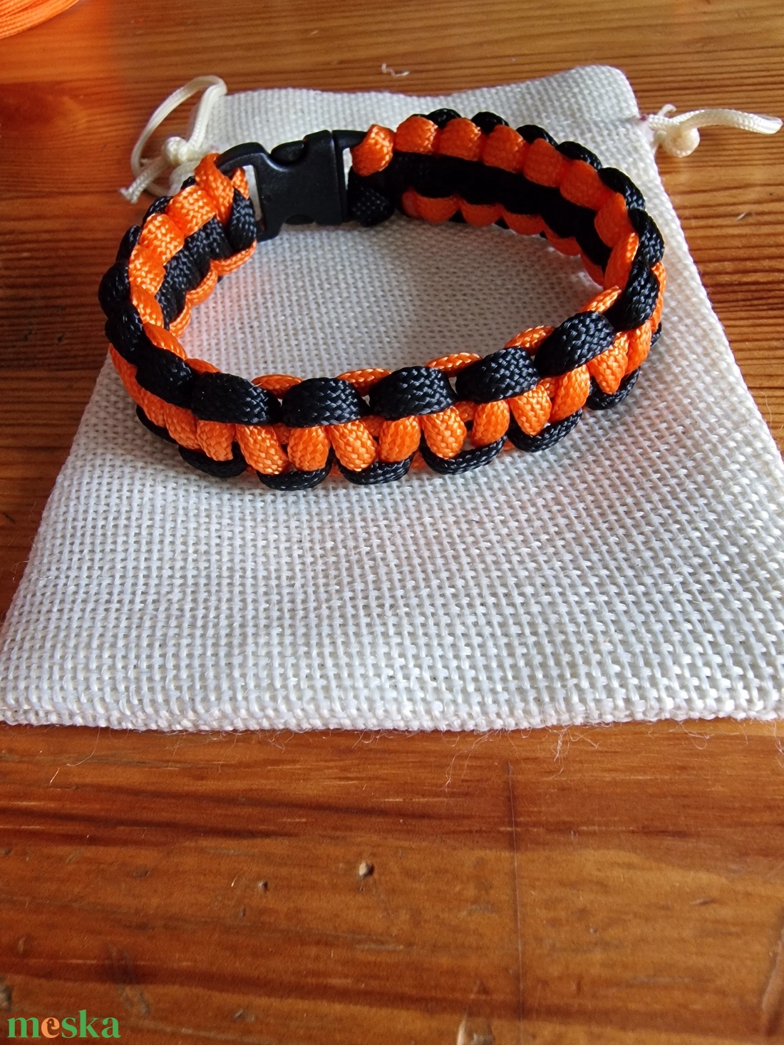 Paracord karkötők több színben - ékszer - karkötő - fonott karkötő - Meska.hu Paracord karkötők több színben - ékszer - karkötő - fonott karkötő - Meska.hu