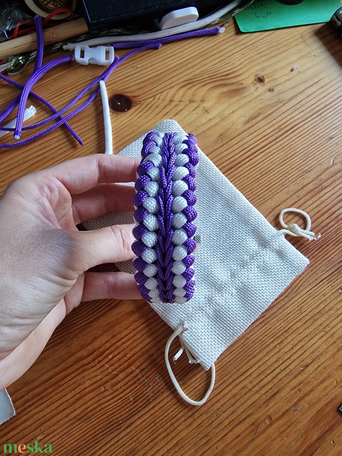 Paracord 3 színű karkötők fém seklivel - ékszer - karkötő - fonott karkötő - Meska.hu