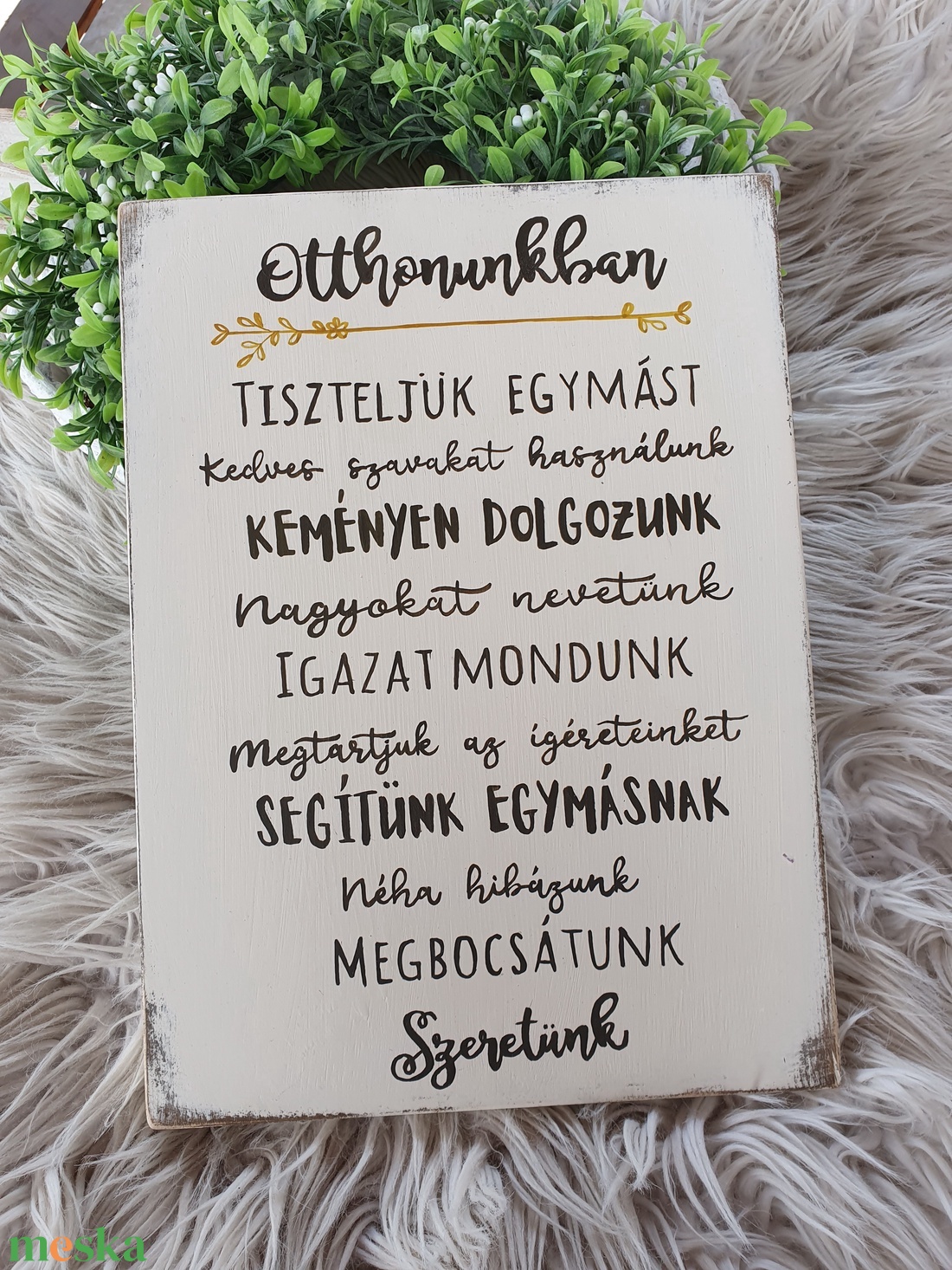 Otthonunkban festett fatábla - otthon & életmód - dekoráció - fali és függő dekoráció - falra akasztható dekor - Meska.hu Otthonunkban festett fatábla - otthon & életmód - dekoráció - fali és függő dekoráció - falra akasztható dekor - Meska.hu