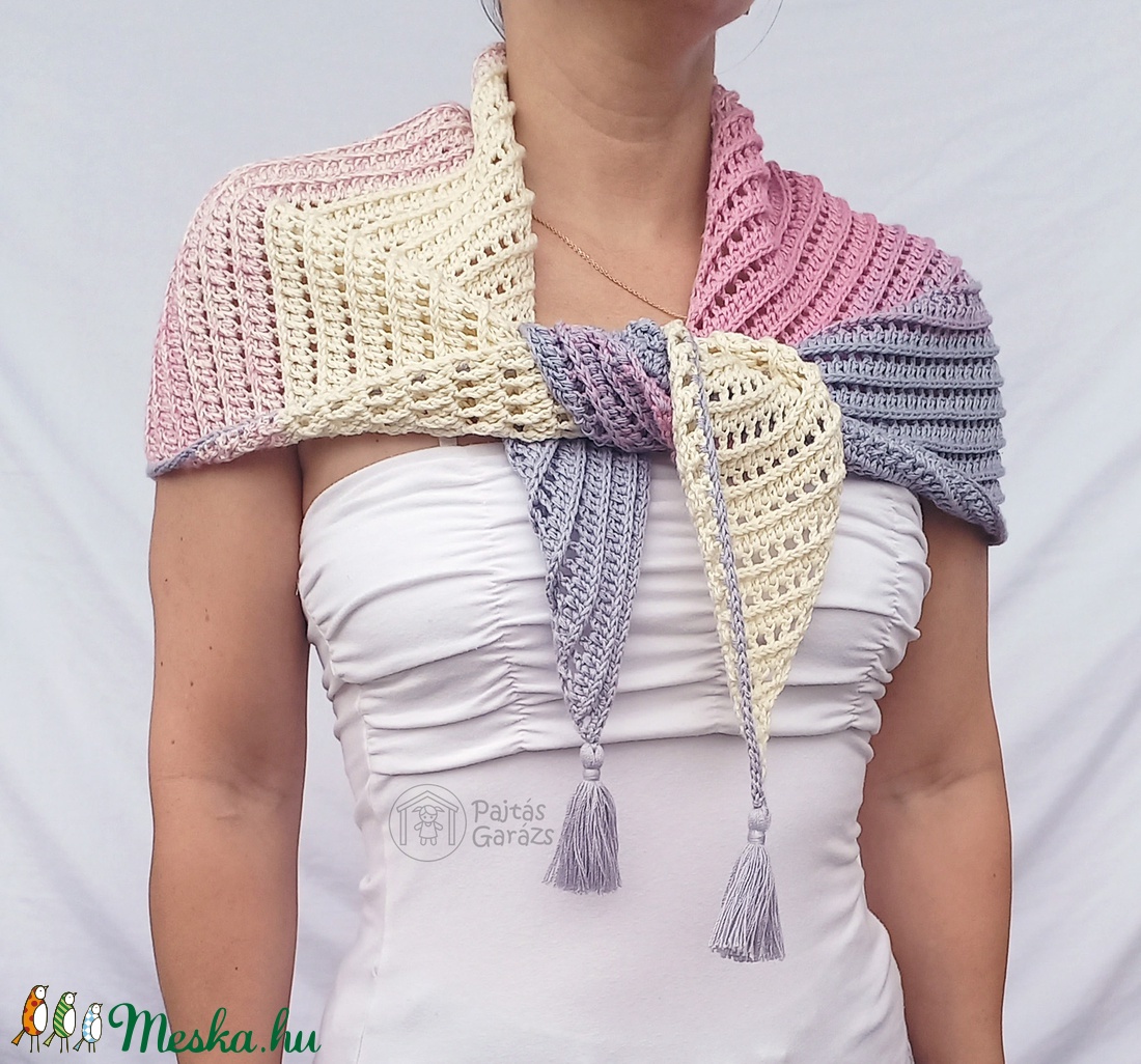 Erdeigyümölcs-joghurt horgolt kendő rojtokkal - ruha & divat - sál, sapka, kendő - kendő - Meska.hu