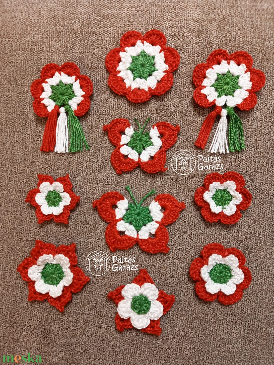 Horgolt kokárda (nagy) - ékszer - kitűző és bross - kitűző - Meska.hu Horgolt kokárda (nagy) - ékszer - kitűző és bross - kitűző - Meska.hu